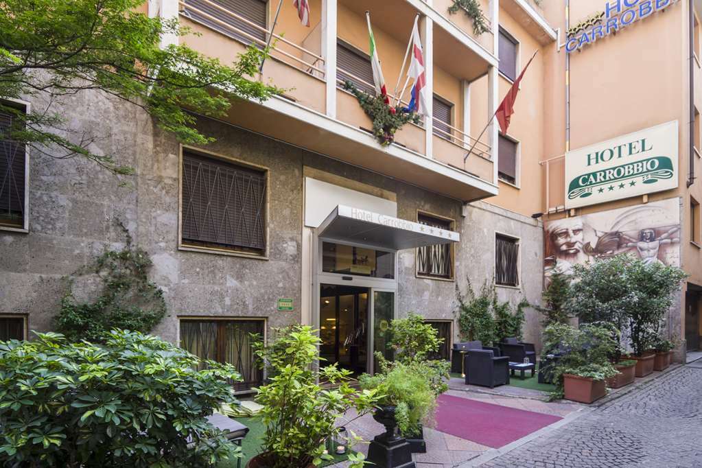 Hotel Carrobbio Milán Exterior foto